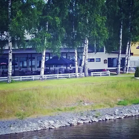 Hotelli Rantakartano *