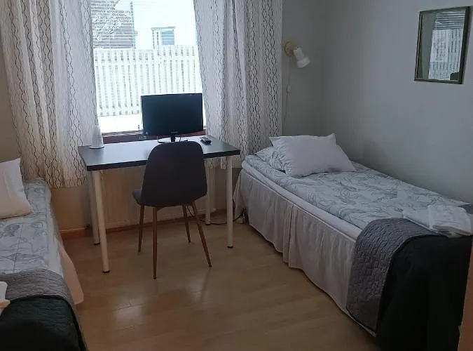 Rantakartano Hotelli *